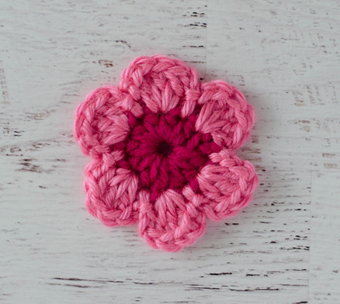 crochet small flower