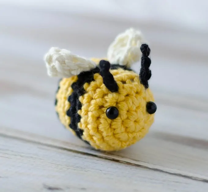 CROCHET MINI ANIMALS: 12 Tiny Projects for Animal Lovers