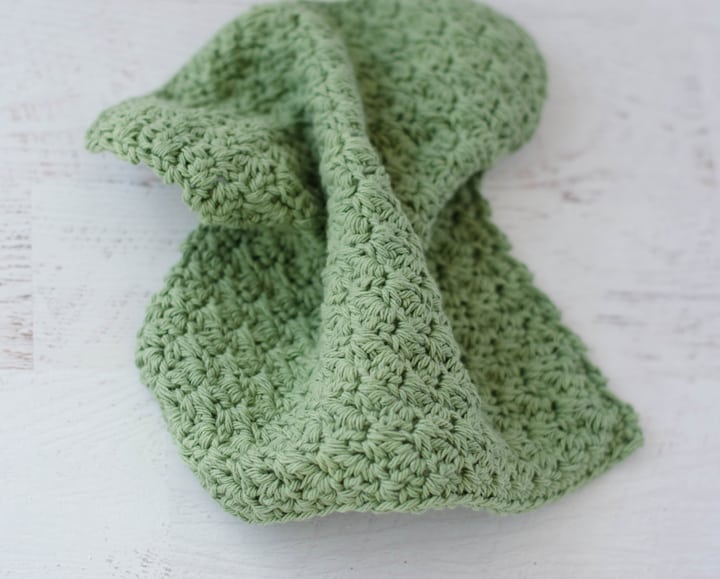 https://www.crochet365knittoo.com/wp-content/uploads/2019/08/Easy-Crochet-Dishcloth-2.jpg