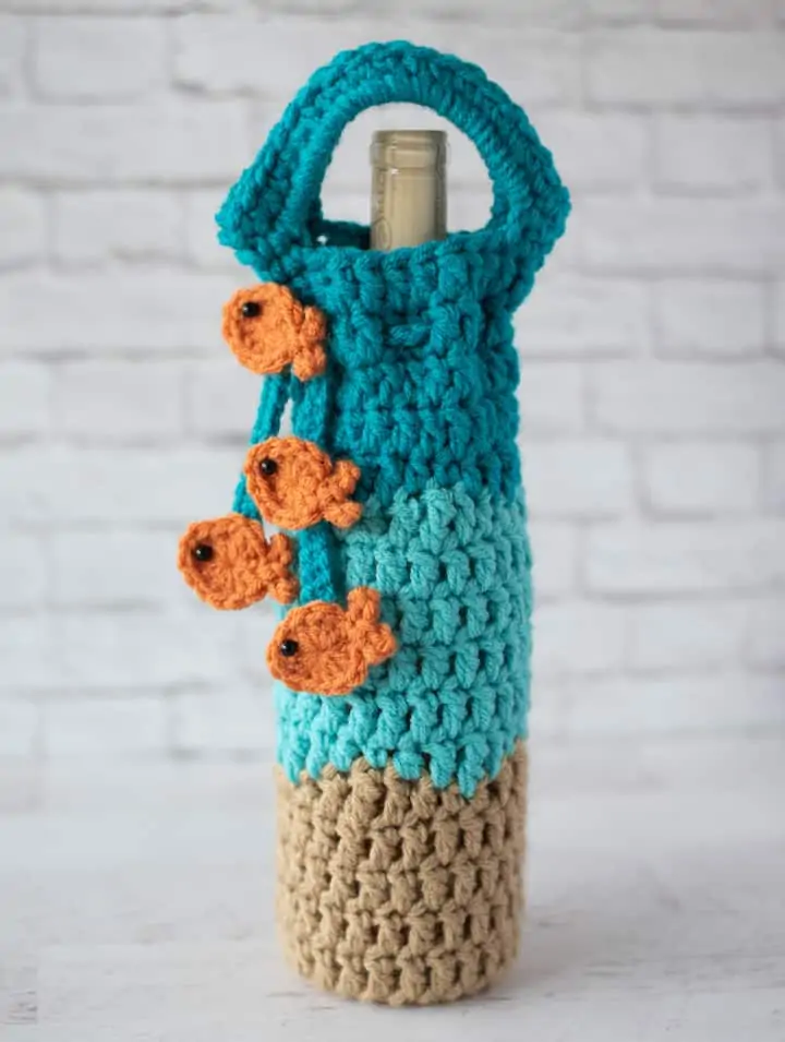 Sand and Sea Wine Bottle Bag Pattern - Crochet 365 Knit Too