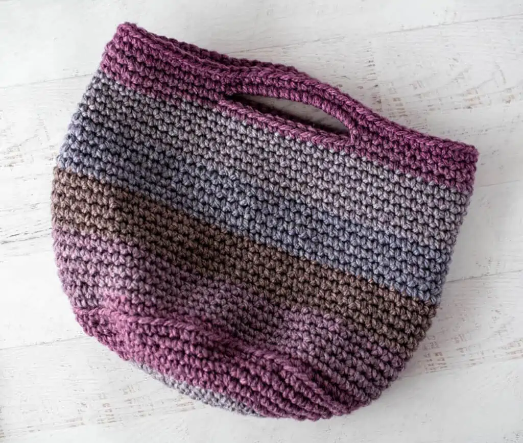 Crochet pattern – oval basket with handles