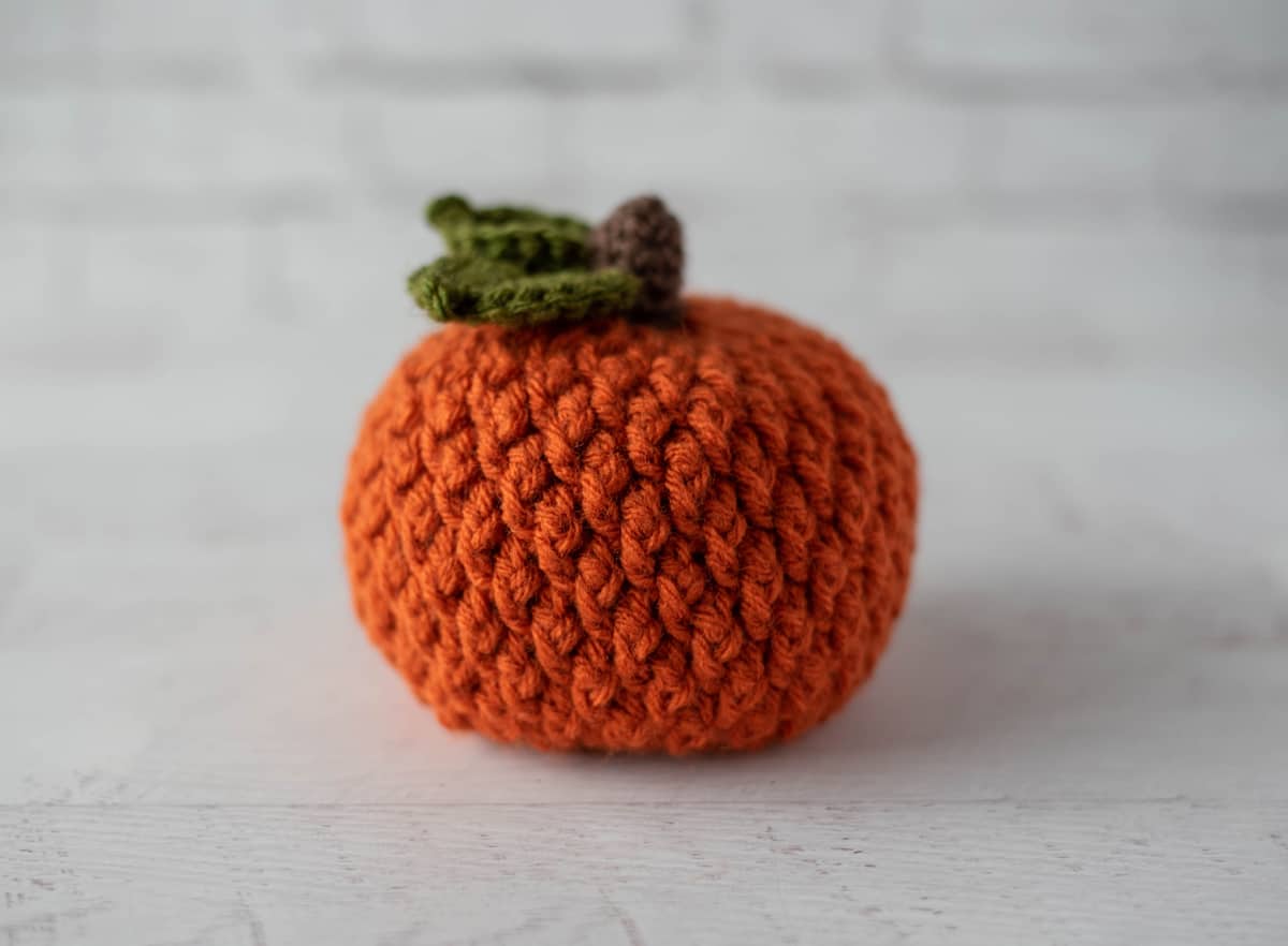 Textured Crochet Pumpkin - Crochet 365 Knit Too
