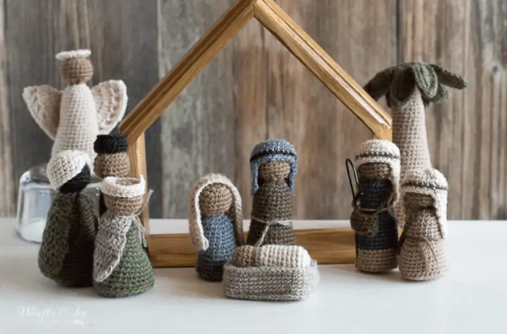 Leisure Arts Crochet Kit Nativity - Leisure Arts
