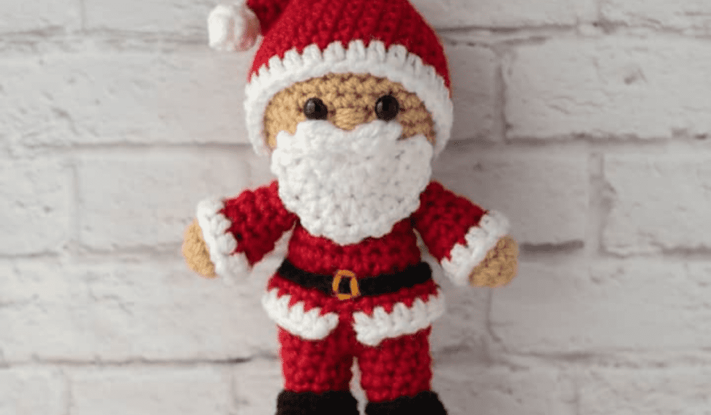 Feel Holly Jolly with These Christmas Amigurumi - Crochet 365 Knit Too