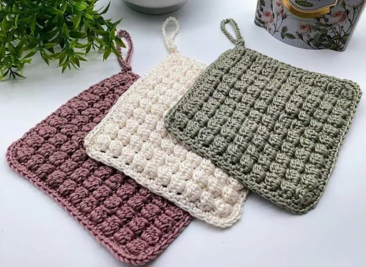 Free Crochet Pattern for Granny Potholder  Crochet pot holders free  pattern, Crochet potholder patterns, Crochet phone cases